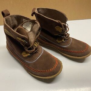 Sorel brown suede boots
